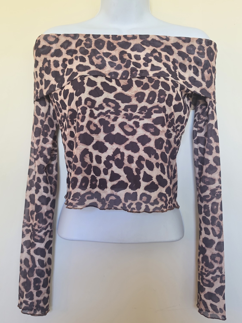 Off-Shoulder Leopard Crop Top - Pink/Brown